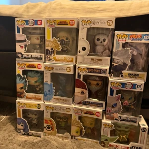 Funko Pop! Samling - Anime, Harry Potter & Star Wars - Säljer 100kr st - alla för 1000kr. Alla är öppnade 