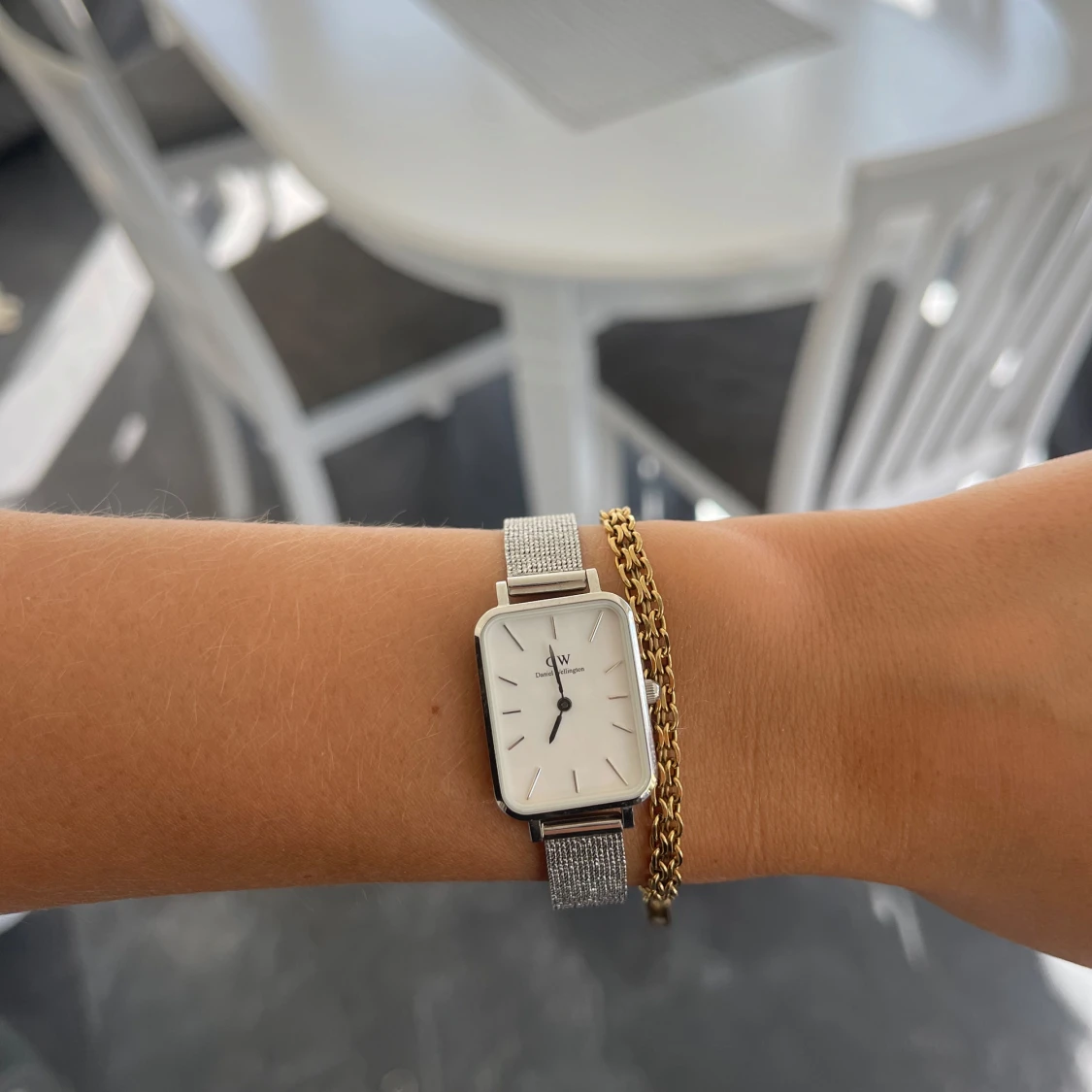 Silverfärgad klocka från Daniel Wellington