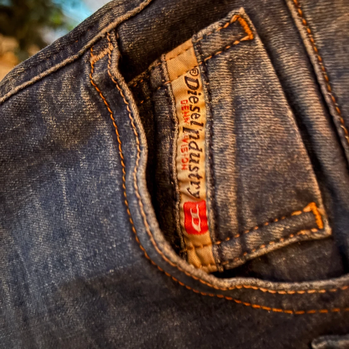 Jeanskjol med volang från Diesel - 1