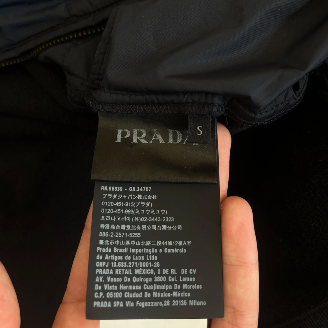 Mörkblå cardigan från Prada - 3