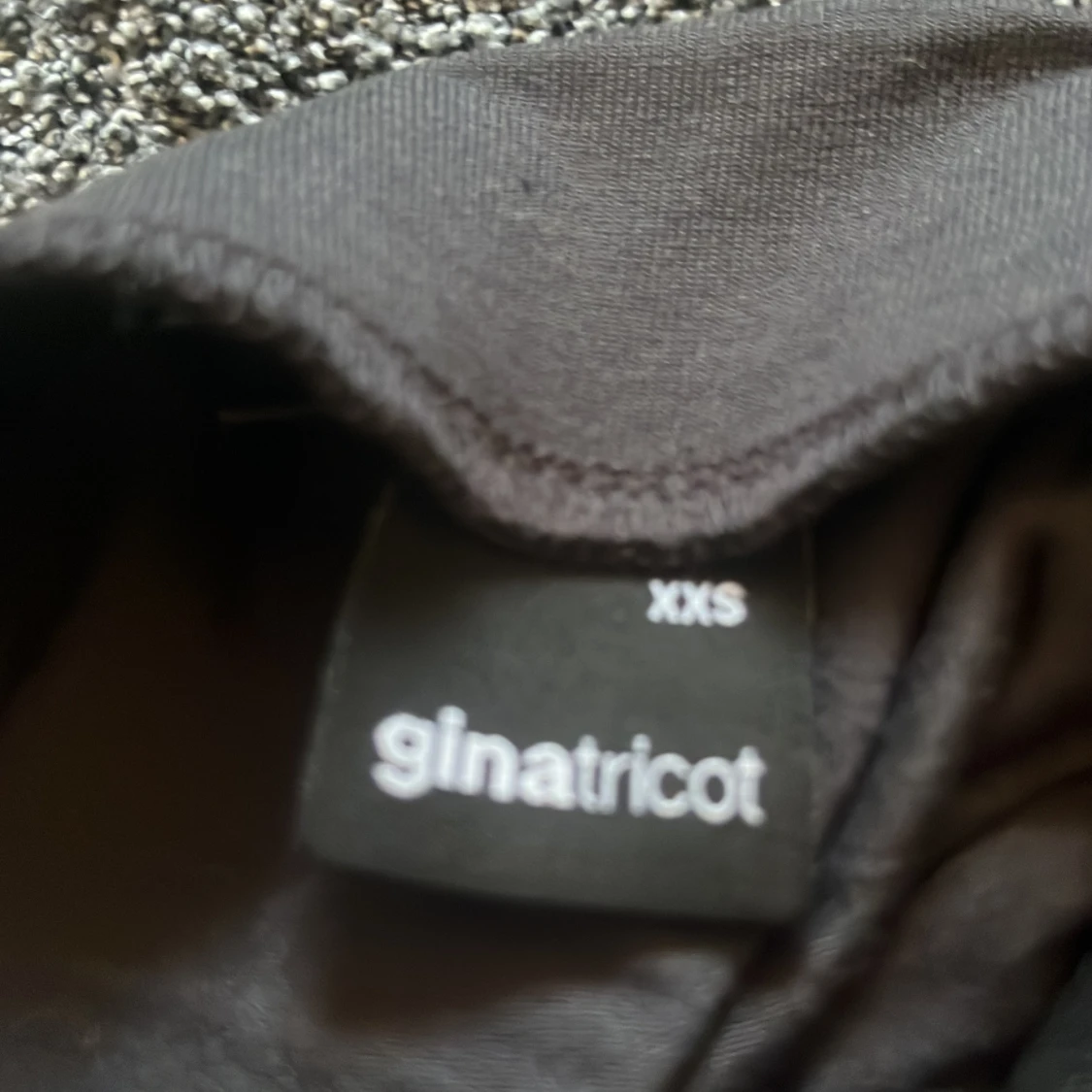 Svart långkjol från Gina Tricot XXS - 2