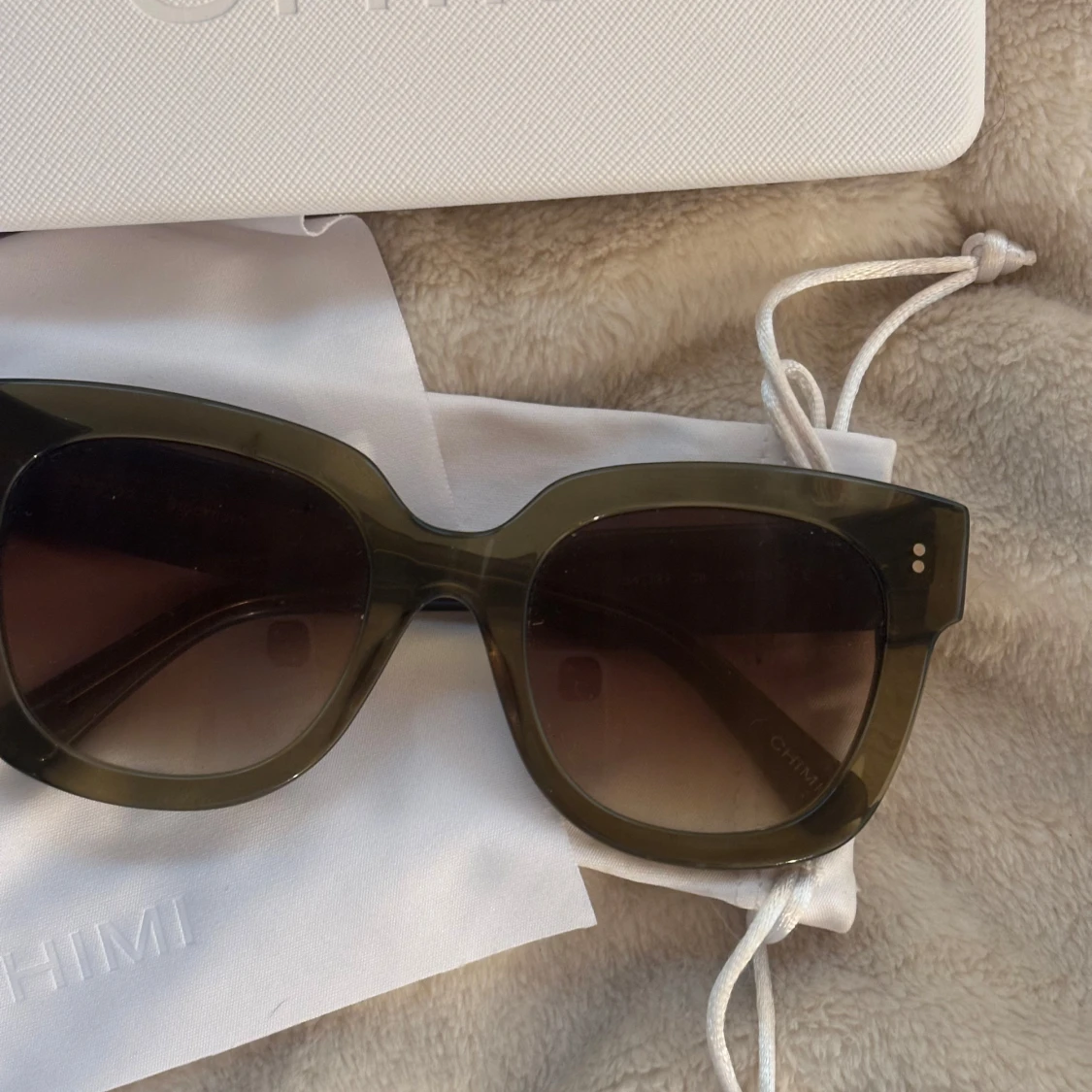 Mörkgröna CHIMI solglasögon - 3