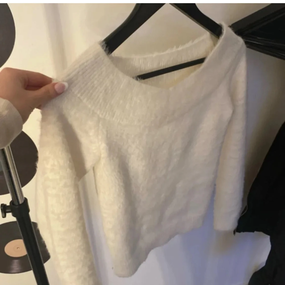 Stickad tröja🤍 - 4