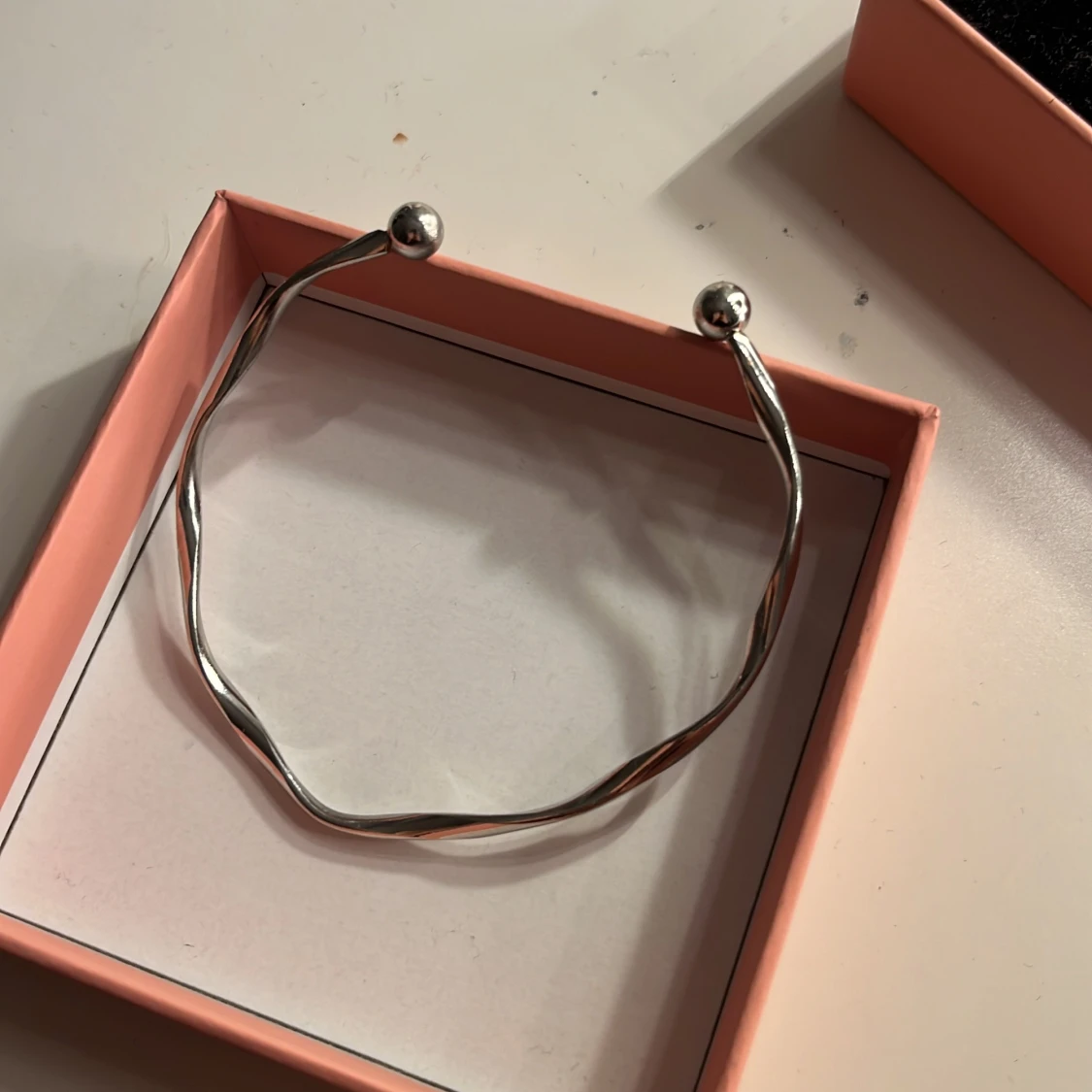 Silvrigt armband från Edblad - 1