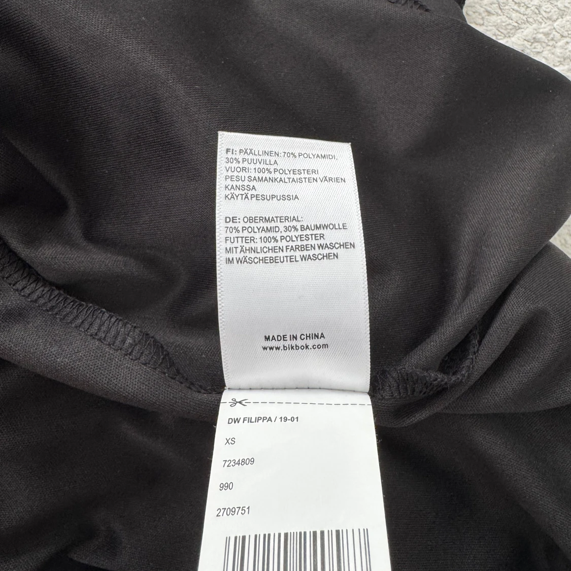 Svart spetsklänning från Bik Bok XS - 3