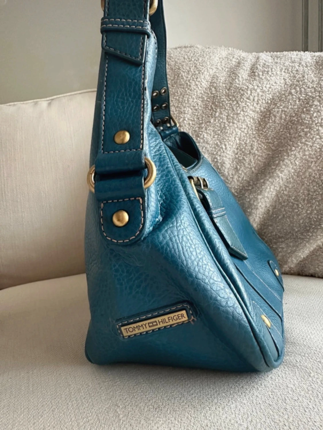 Blå Tommy Hilfiger väska - 3