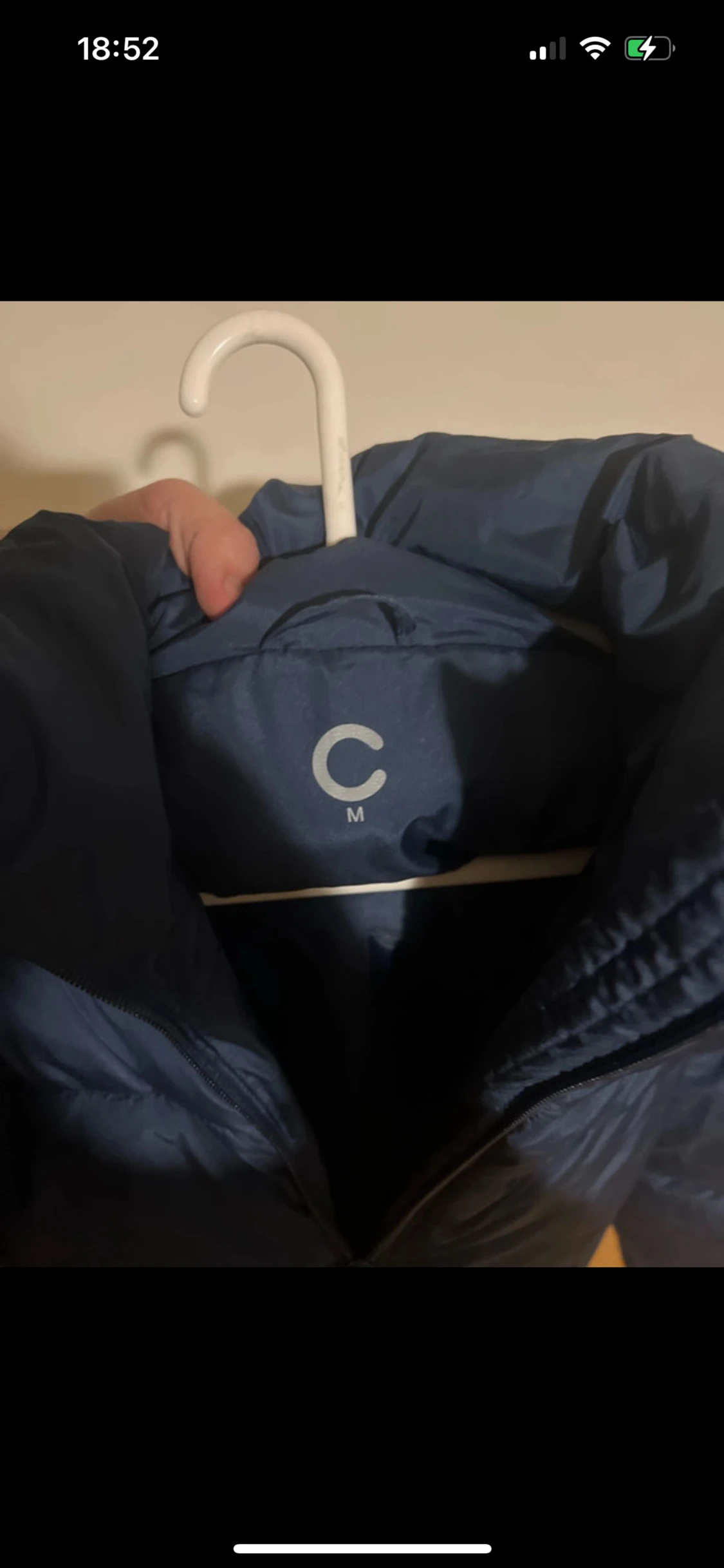 Mörkblå pufferjacka från Cubus - 2