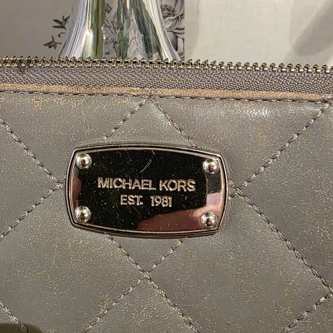 Grå quiltad plånbok Michael Kors - 1