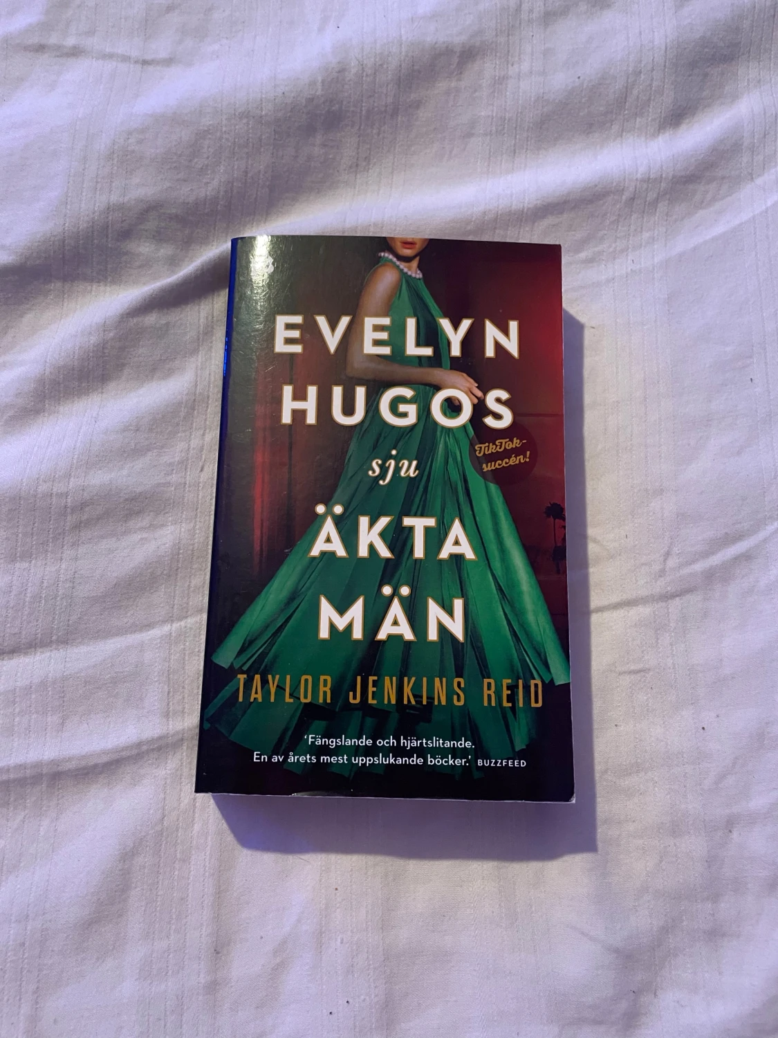 Evelyn Hugos sju äkta män av Taylor jenkins Reid