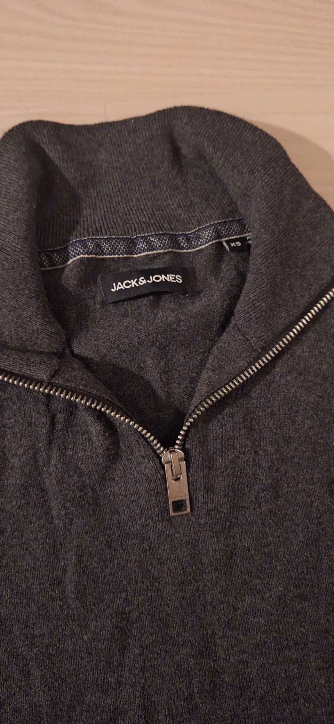 Mörkgrå half zip tröja Jack & Jones - 2