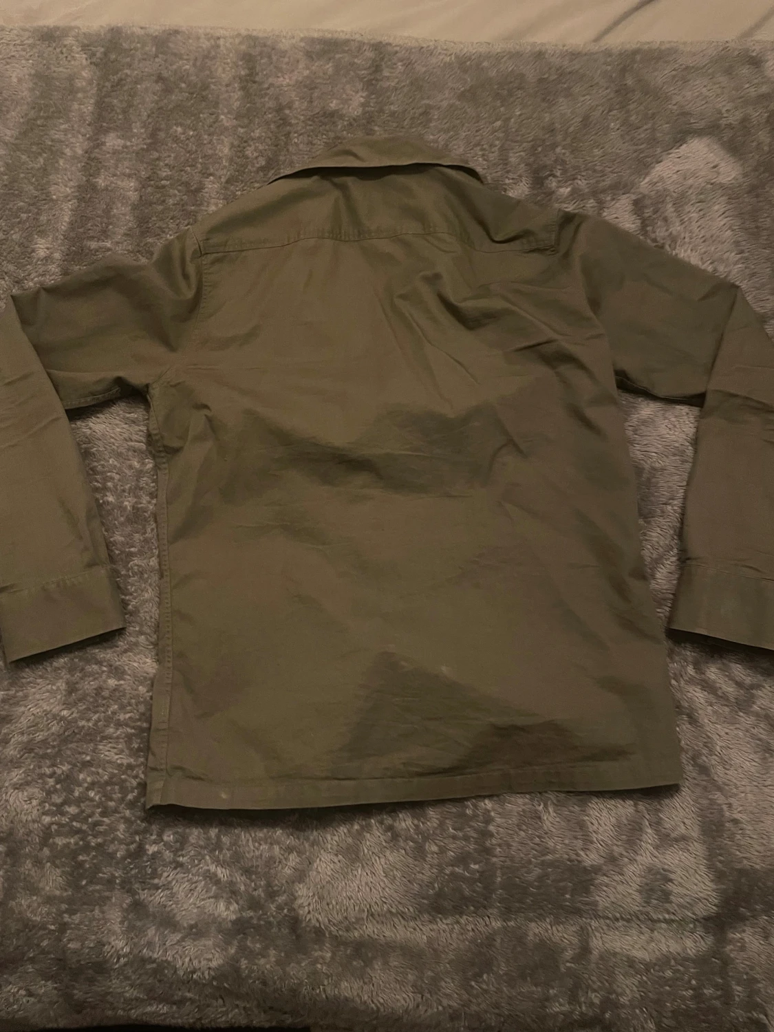 Olivgrön overshirt från John Henric - 3