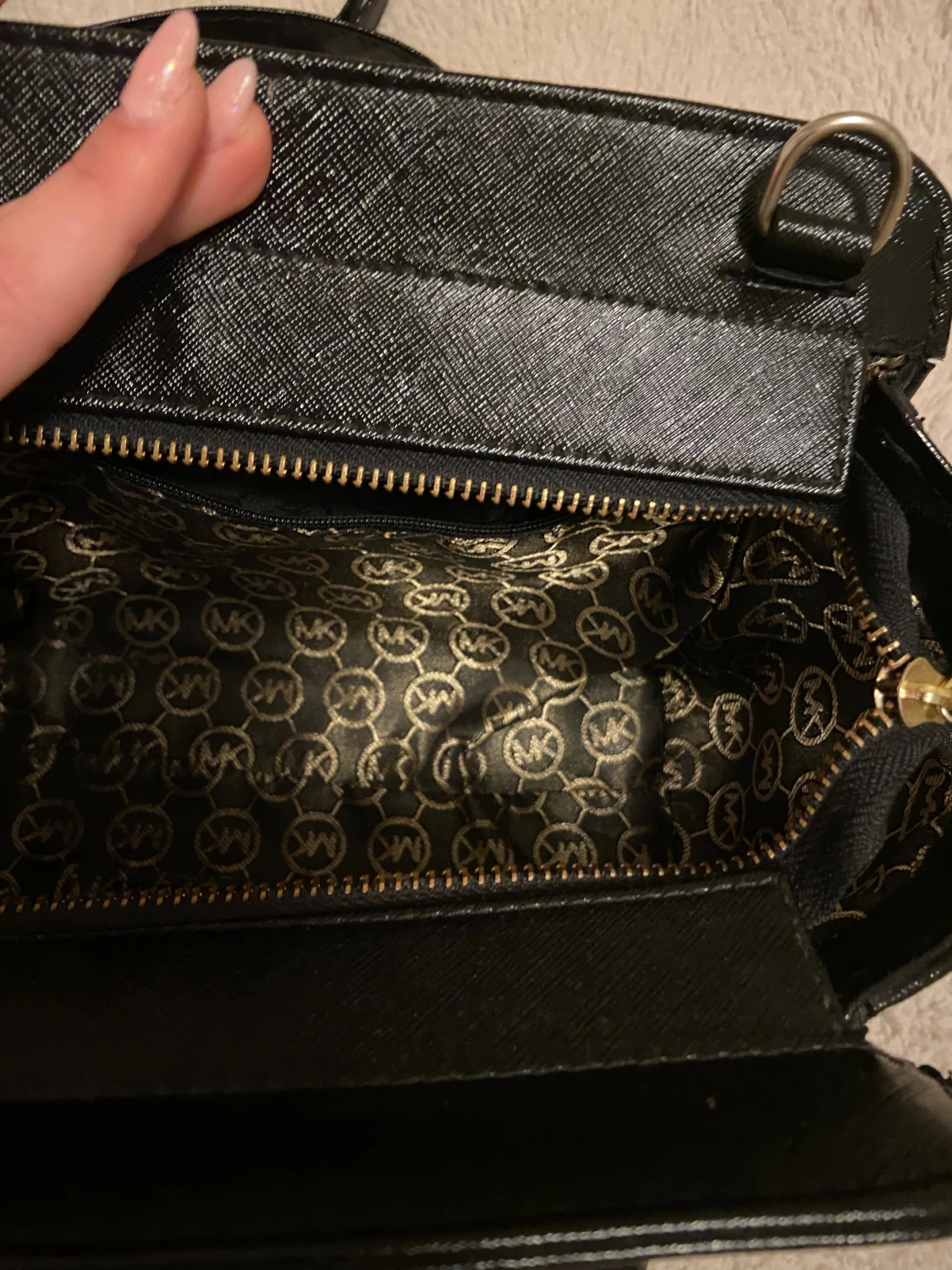 Svart handväska - 1