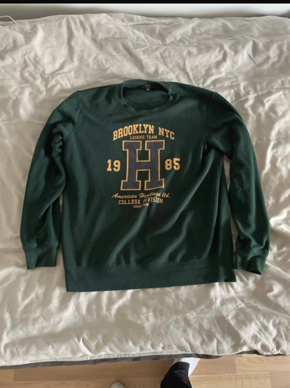 Grön college-tröja Brooklyn NYC