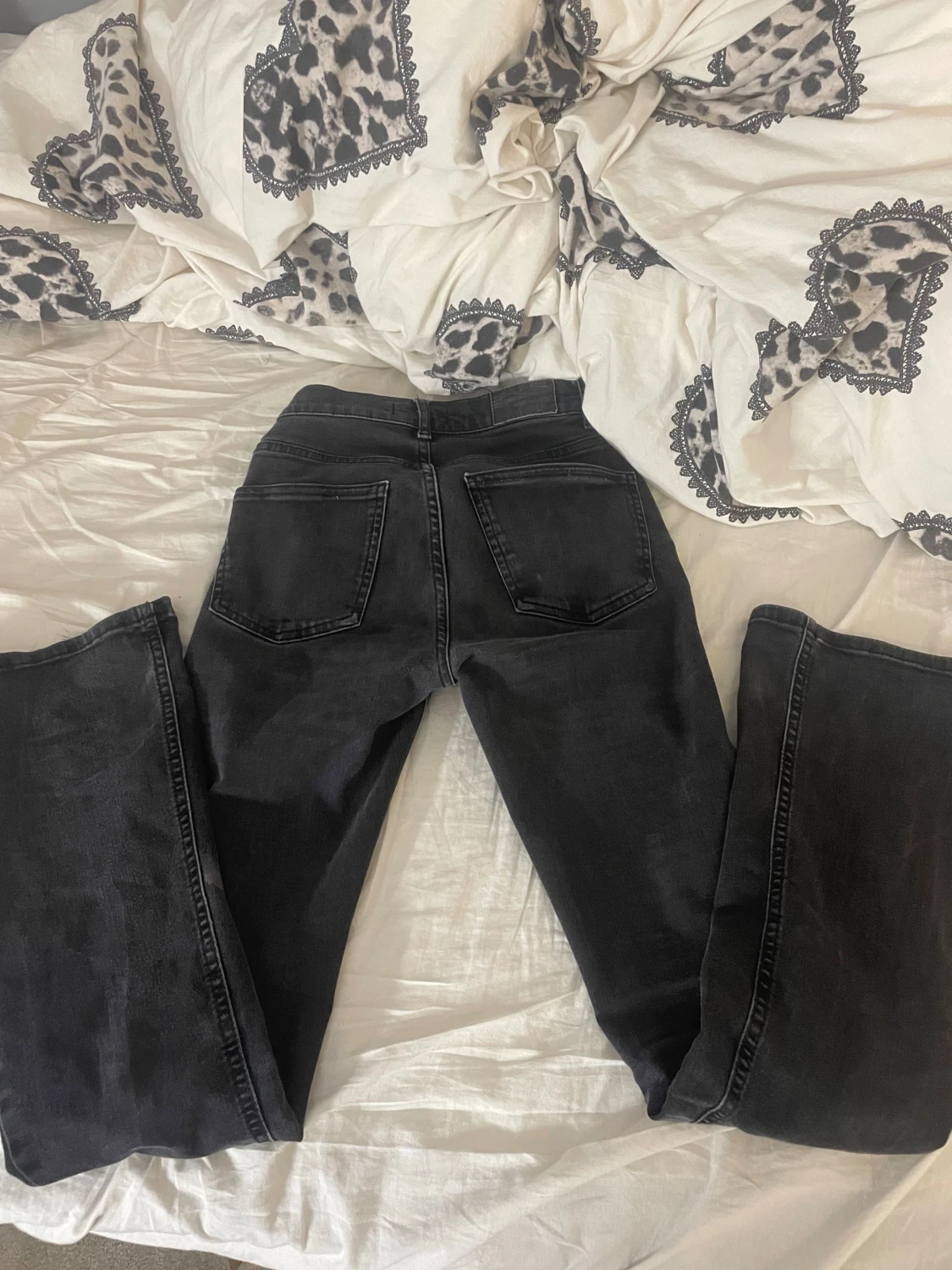 Svarta Perfect Jeans bootcut, stl 32 - 4