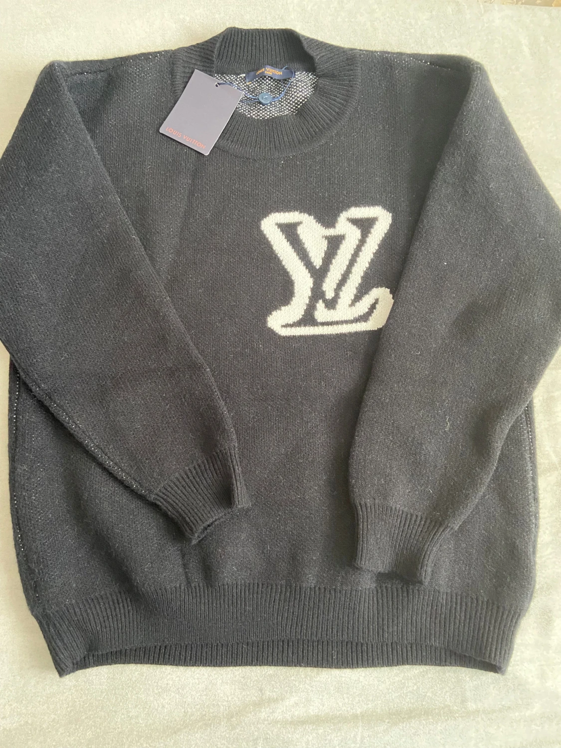 Svarte stickad Louis Vuitton tröja