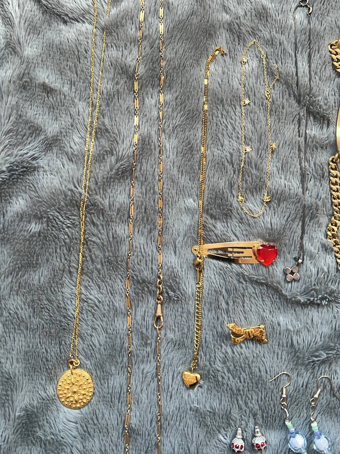 Samling vintage smycken i guldton - 4