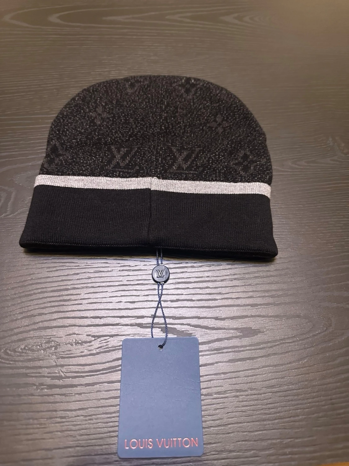 L mössa med tags - 1