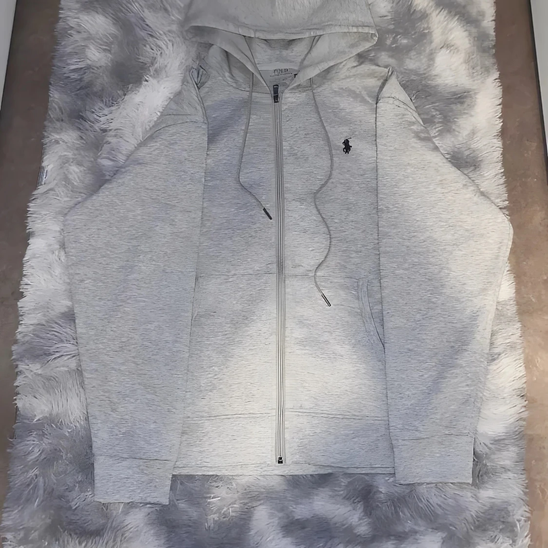 Grå hoodie från Polo Ralph Lauren