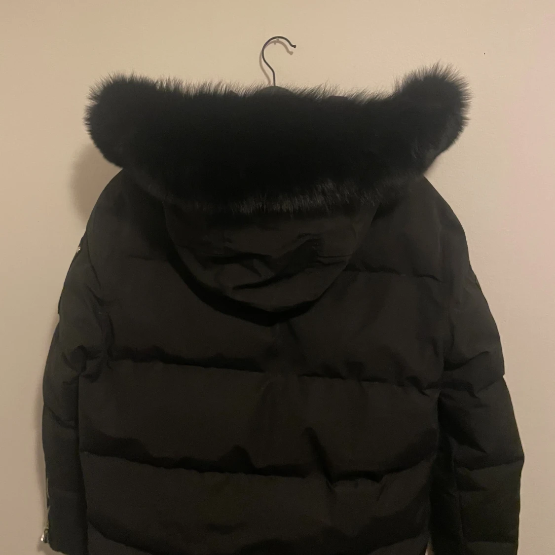 Svart pufferjacka Moose Knuckles - 4