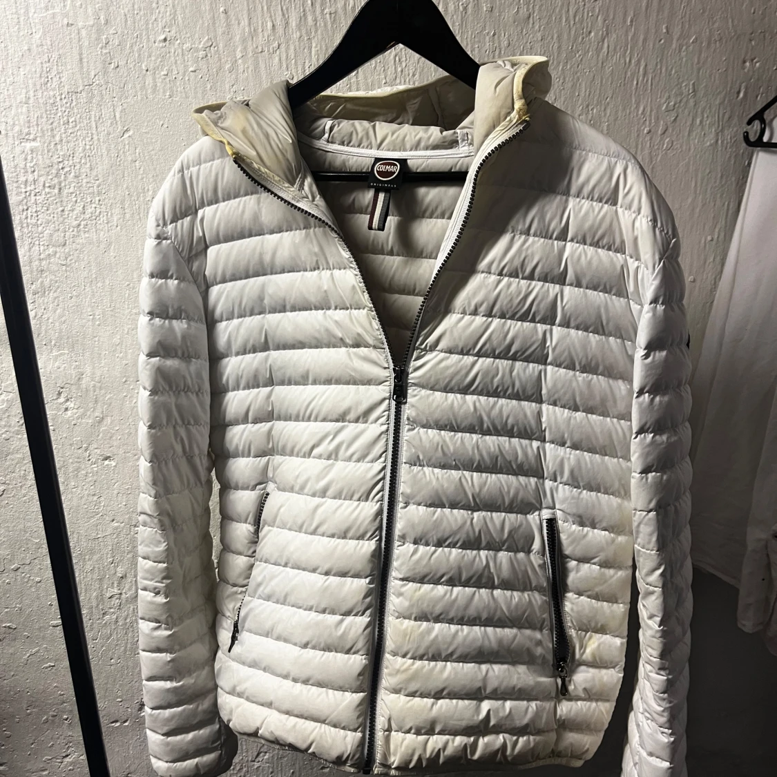 Vit dunjacka från Colmar, strl 50