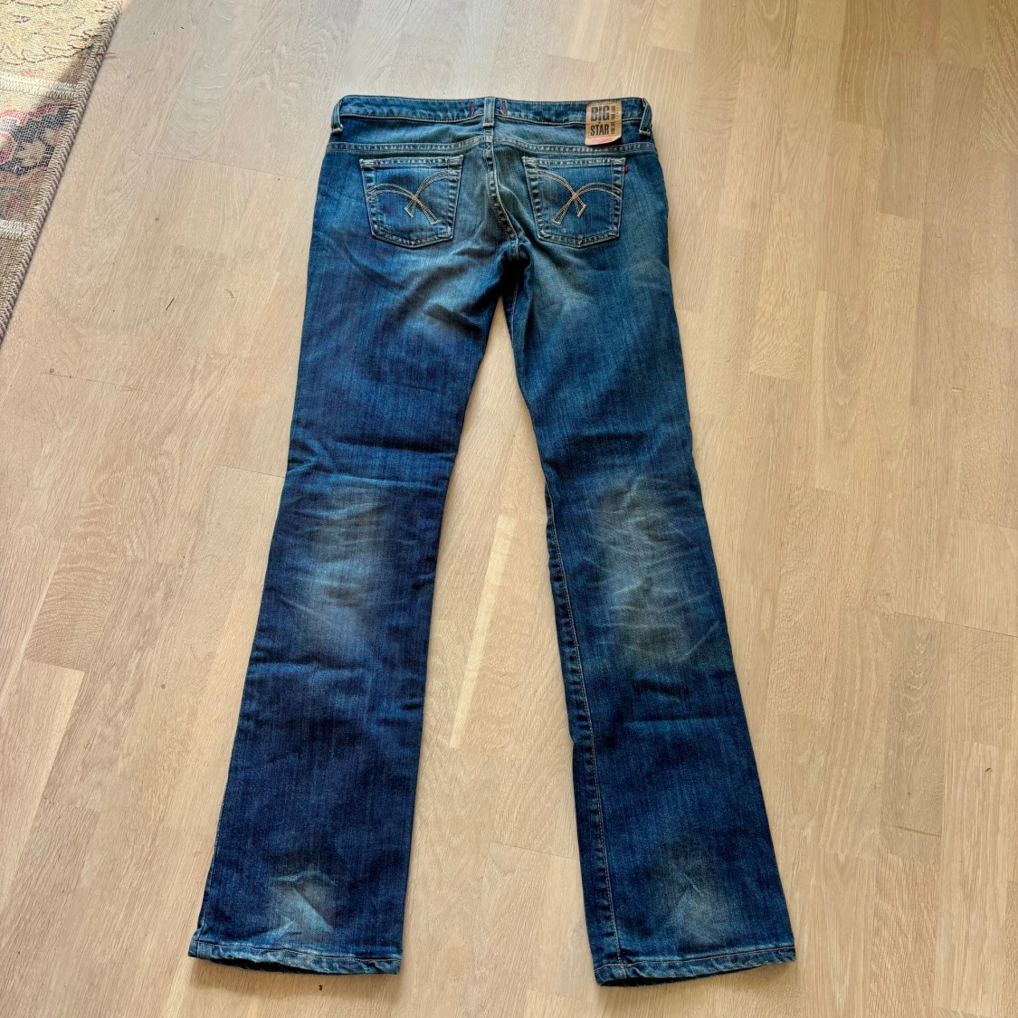 Lågmidjade bootcut jeans  - 1
