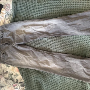 Grå Jeans  - Grå jeans från Esprit, Bra skick!