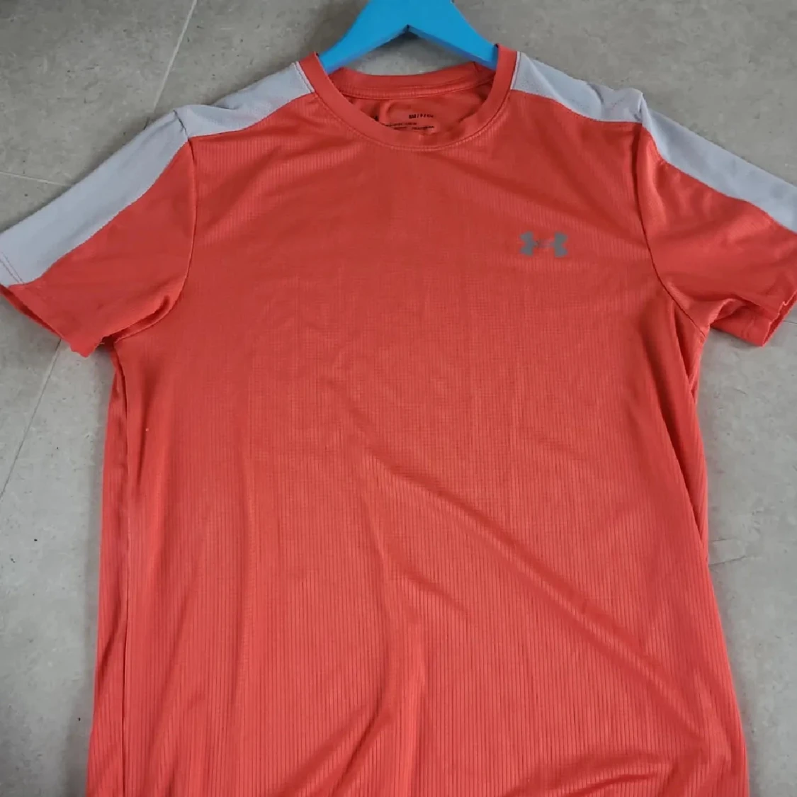Under Armour t-shirt 