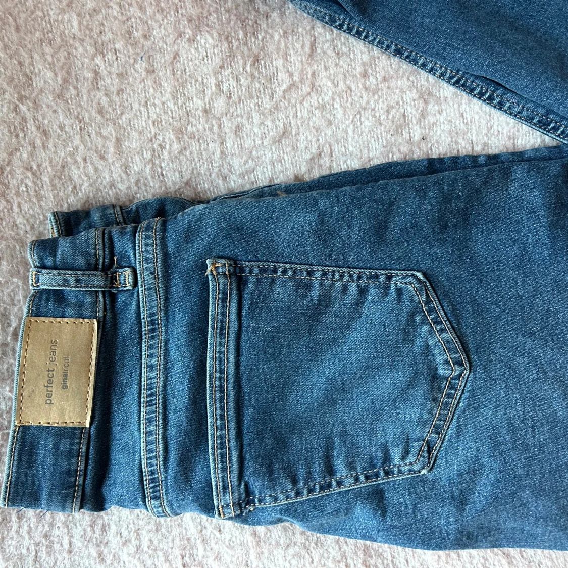 Helt nya bootcut jeans  - 1