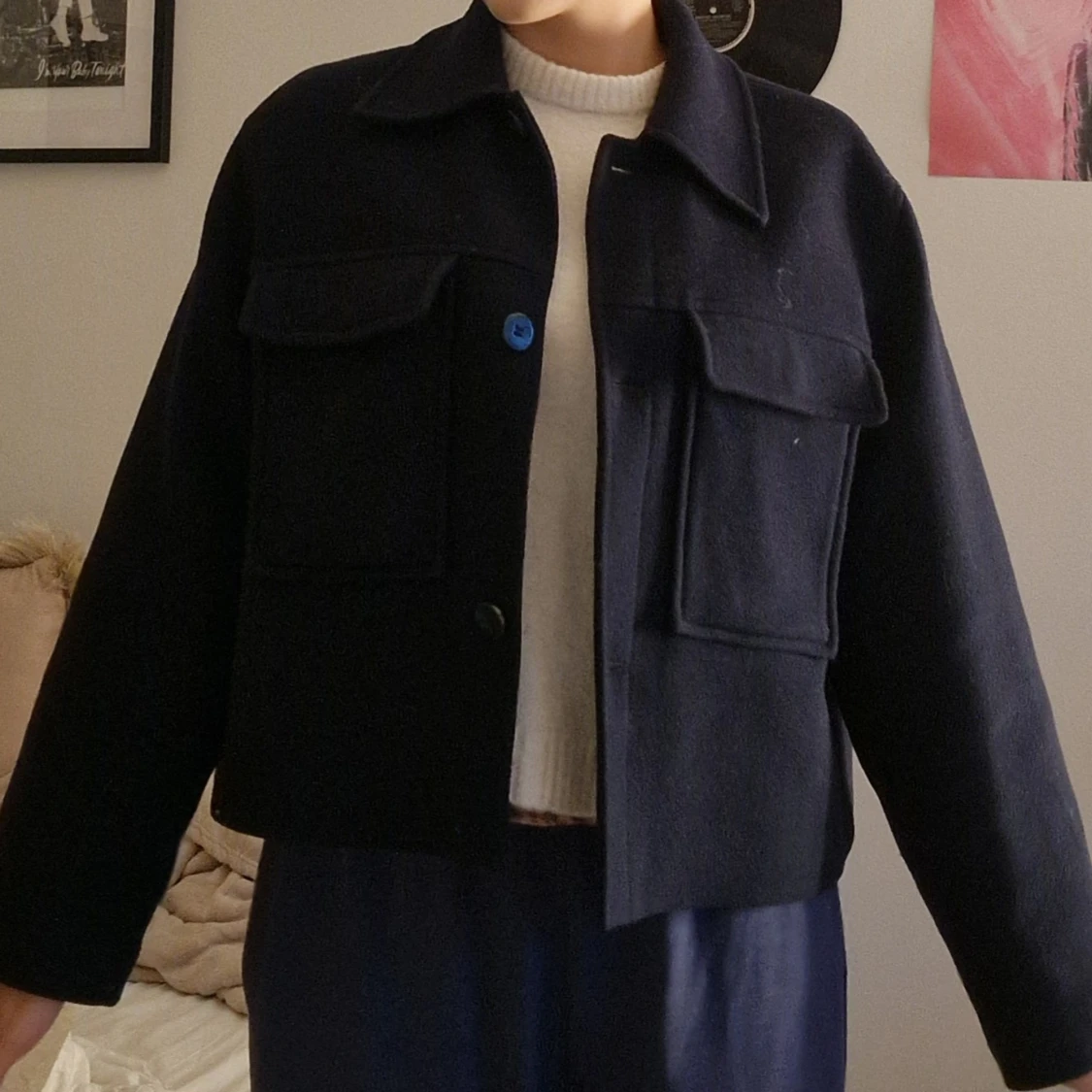 Kort kappa i marin blå - 2