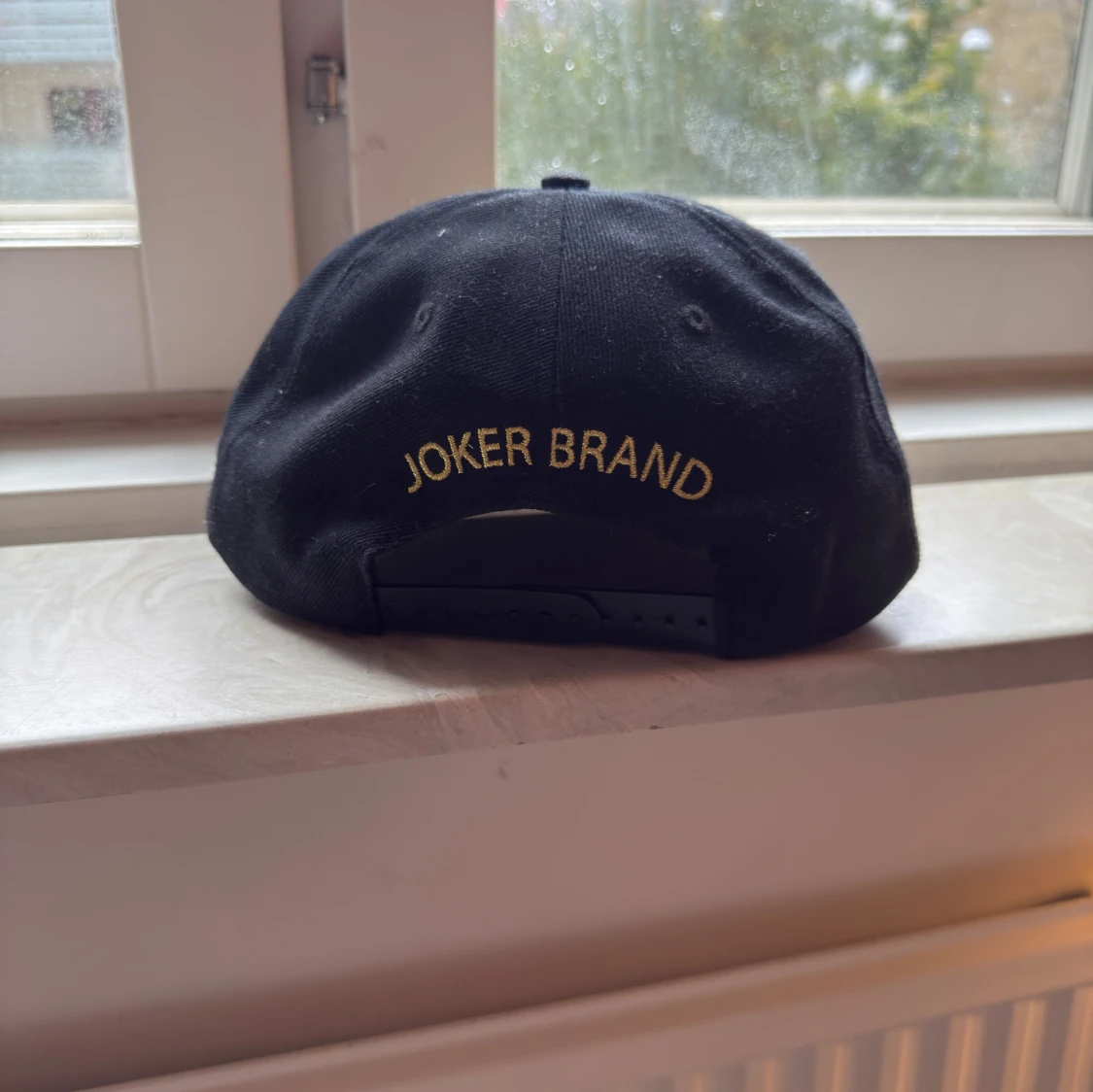 Svart t-shirt Joker Brand XXL och keps  - 3