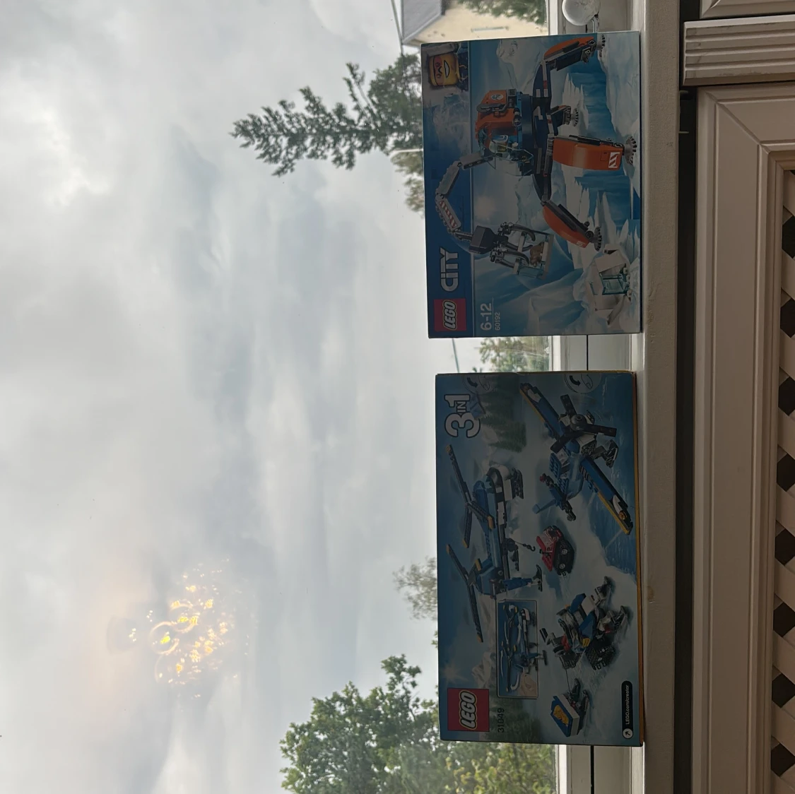 LEGO Creator 31049 & LEGO City 60192 - 3