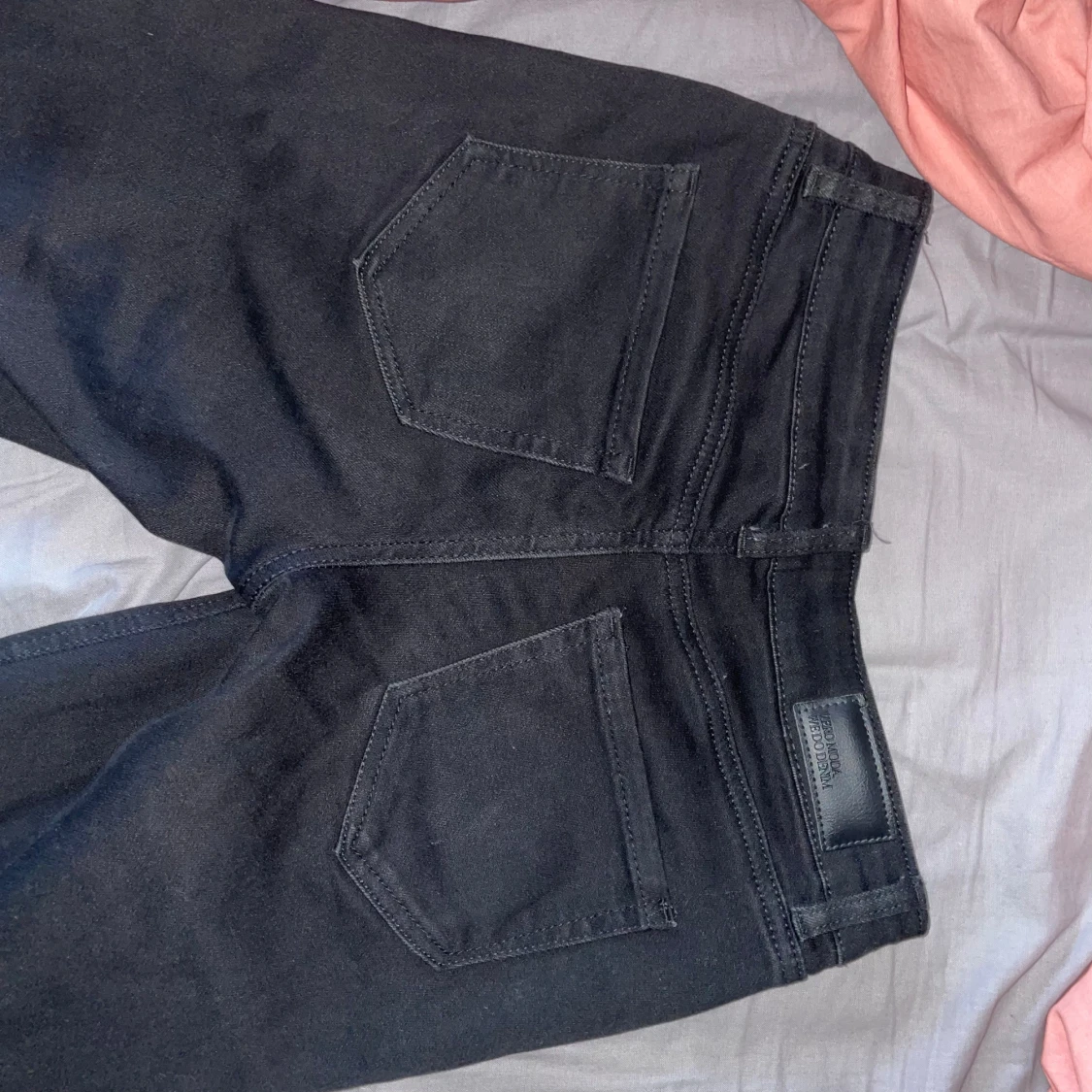 Svarta bootcut jeans från Vero Moda - 3