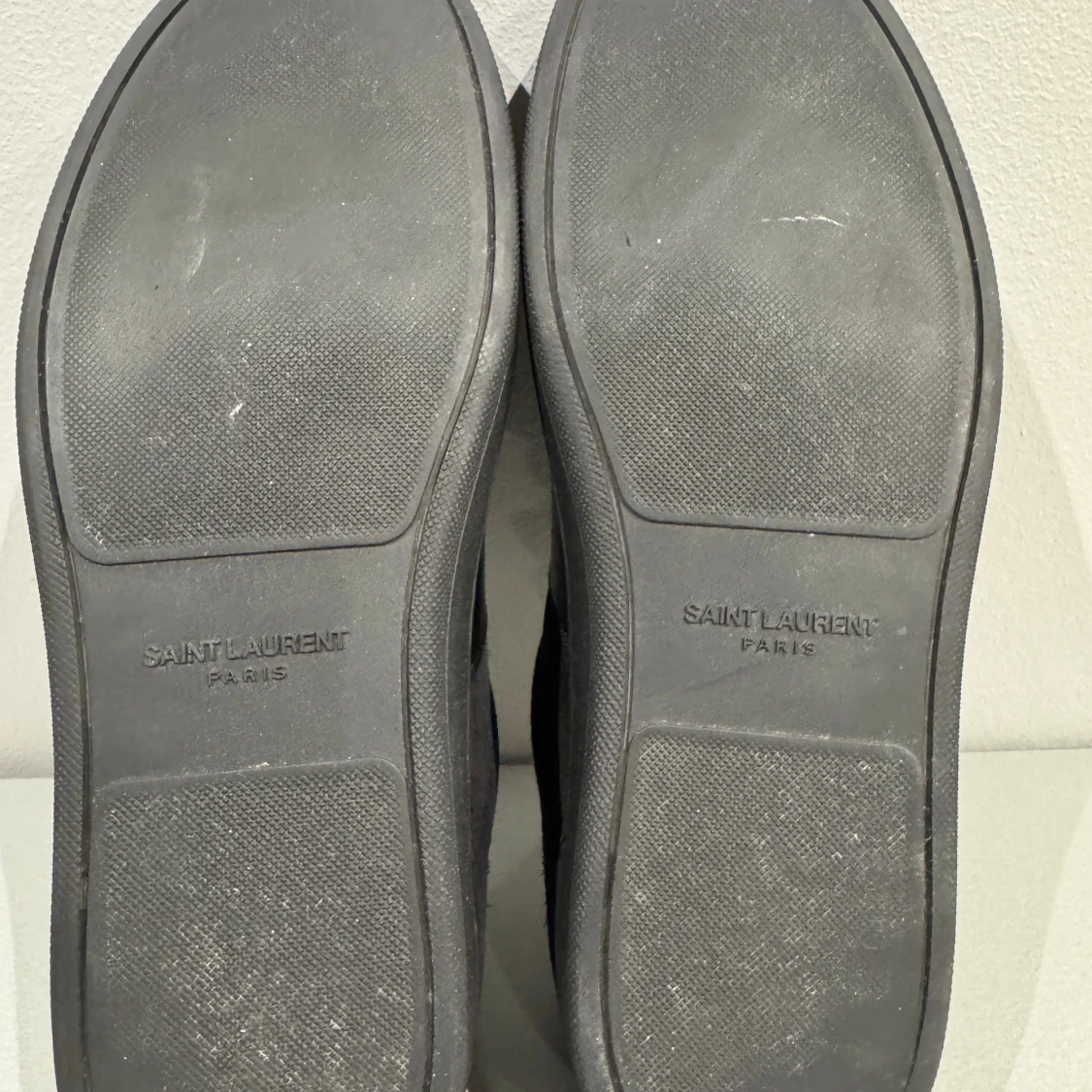 Svarta sneakers från Saint Laurent - 2