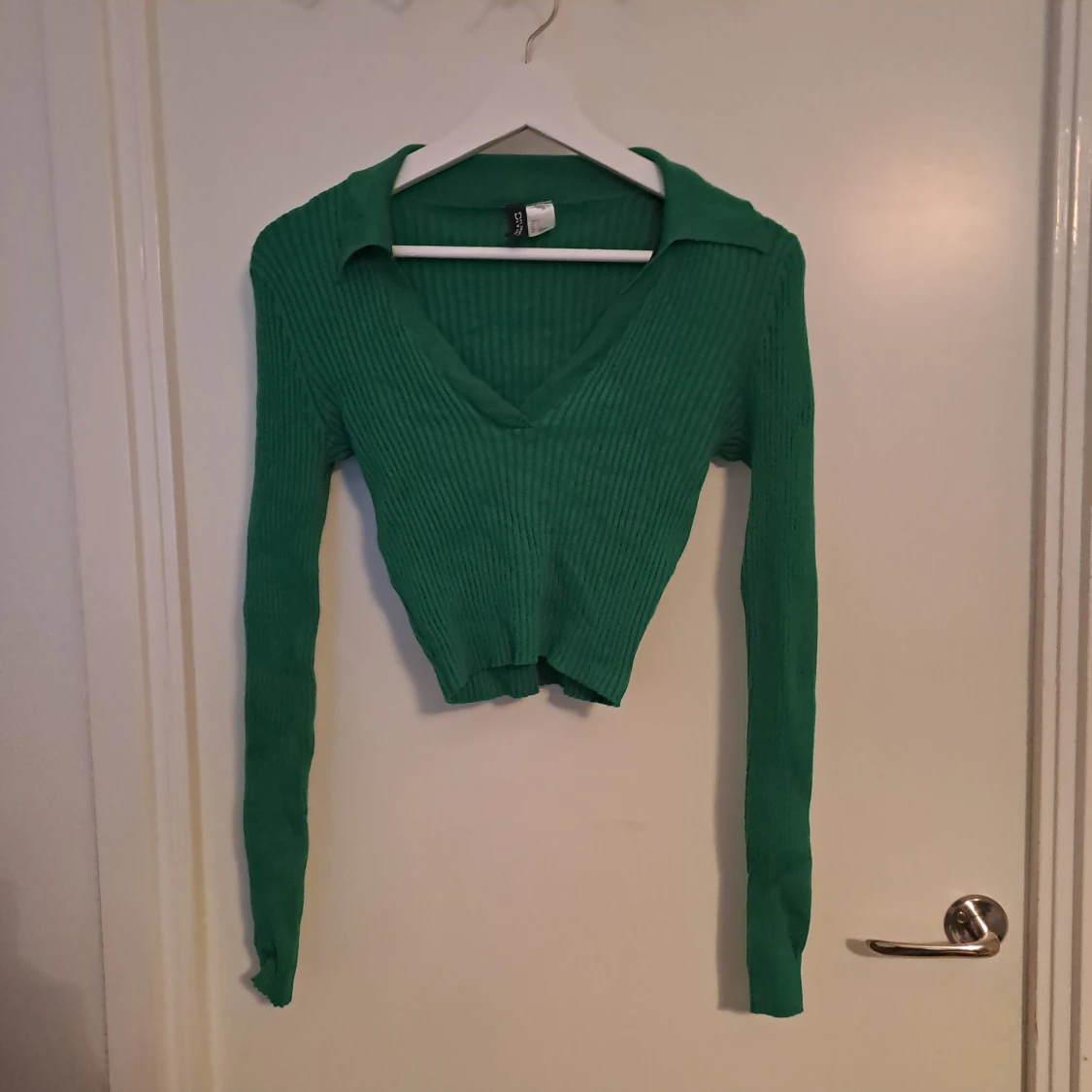 Grön ribbad tröja