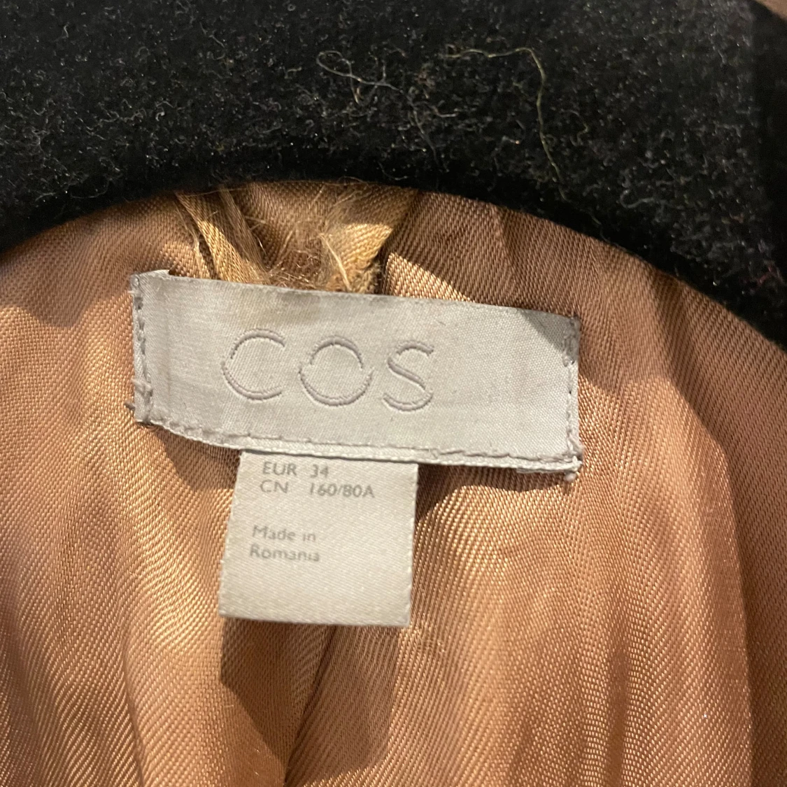 Beige ullkappa från COS - 1