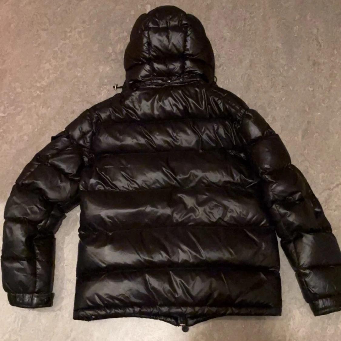 Moncler Maya svart  - 1