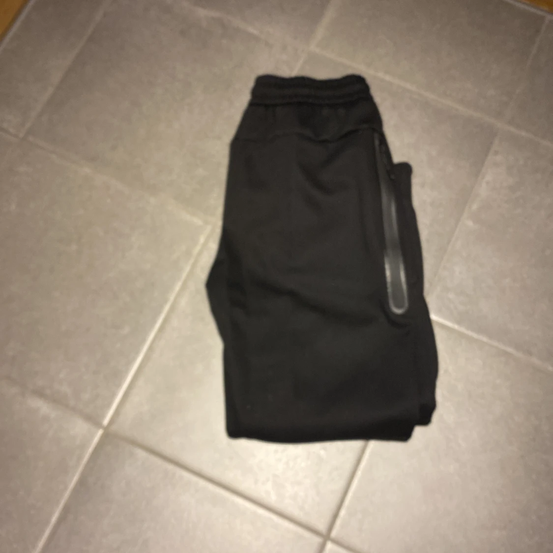 Nike tech byxor (Small) - 1