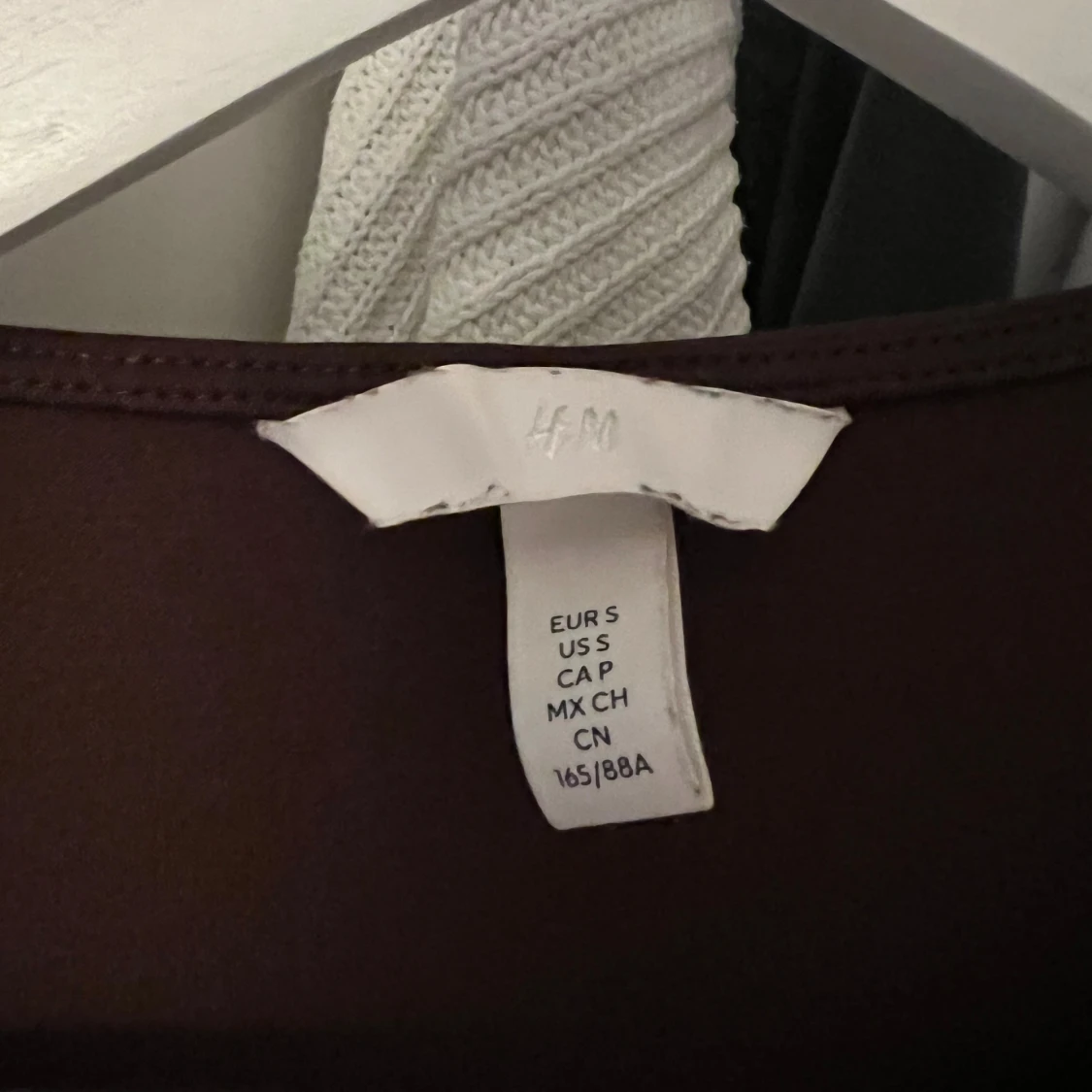 långärmad v-ringad body - 2