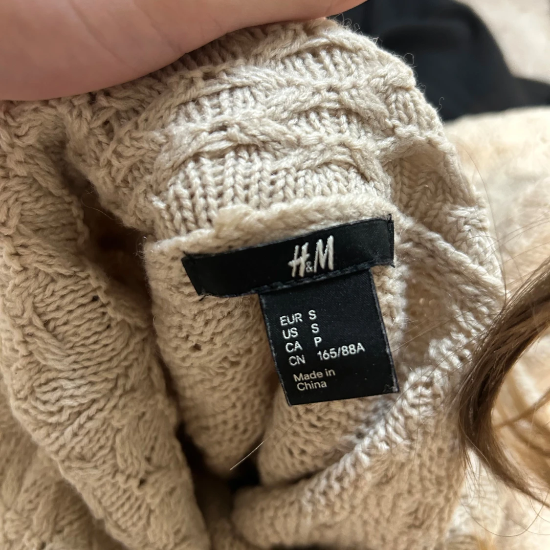 Beige stickad klänning från H&M - 2