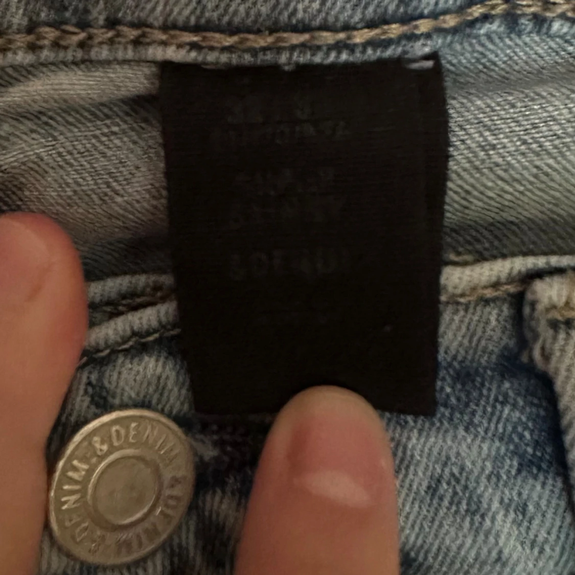 Ljusblå ripped jeans från Denim & Denim strl: 32/30 - 1