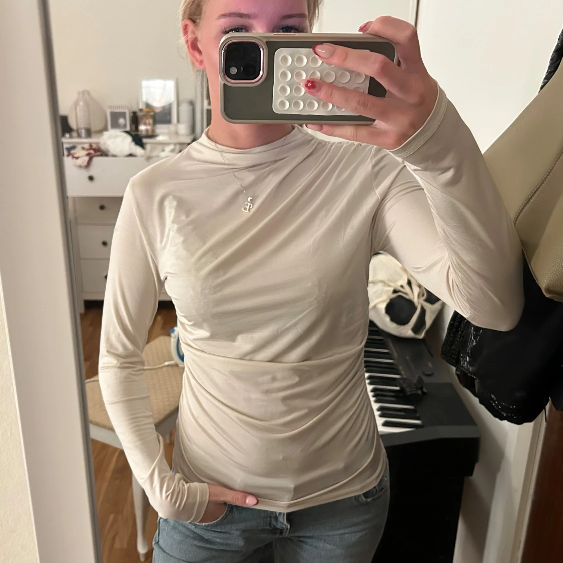 Beige långärmad topp med drapering hm