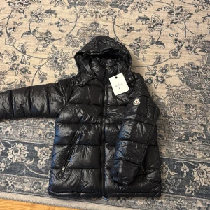 Jacka  - Dm vid intresse, NFC