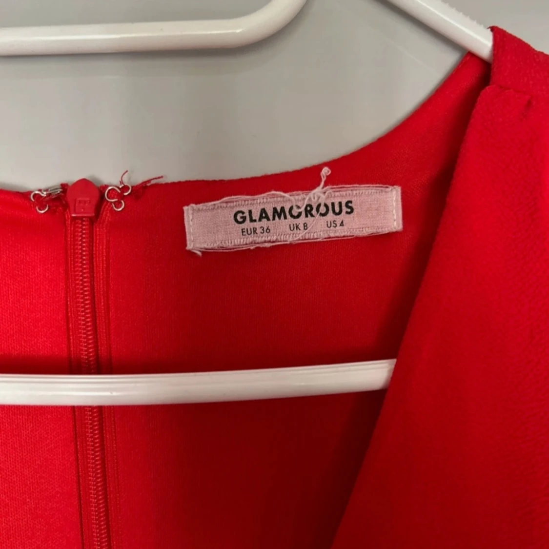 Röd klänning från Glamorous - 1