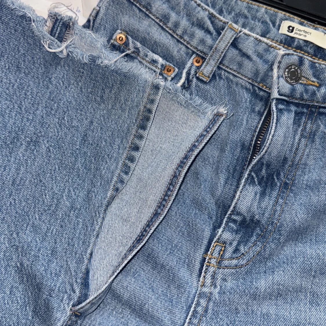 Blå bootcut jeans från Gina tricot perfect jeans - 3