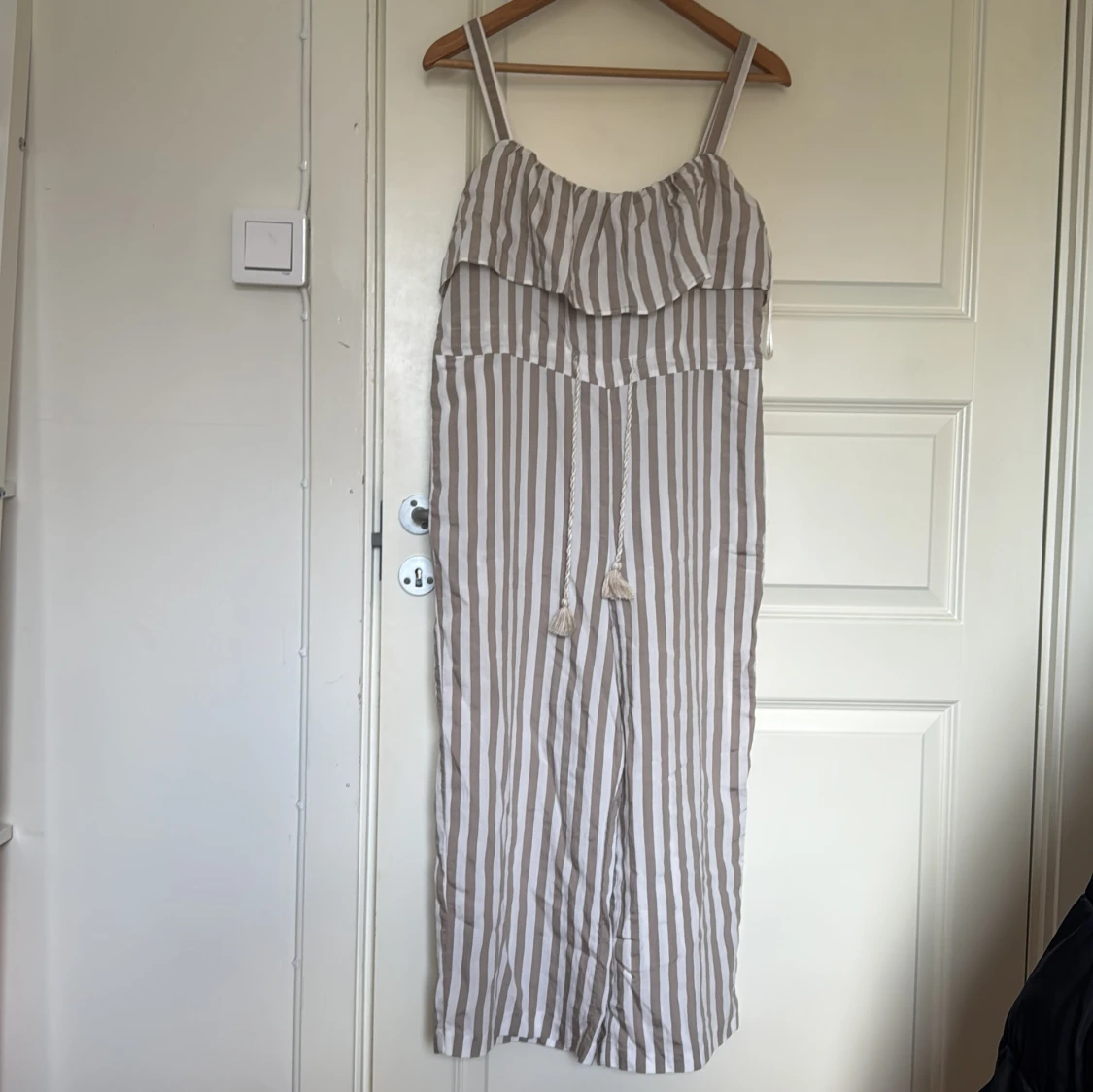 Randig jumpsuit från Zara Basic