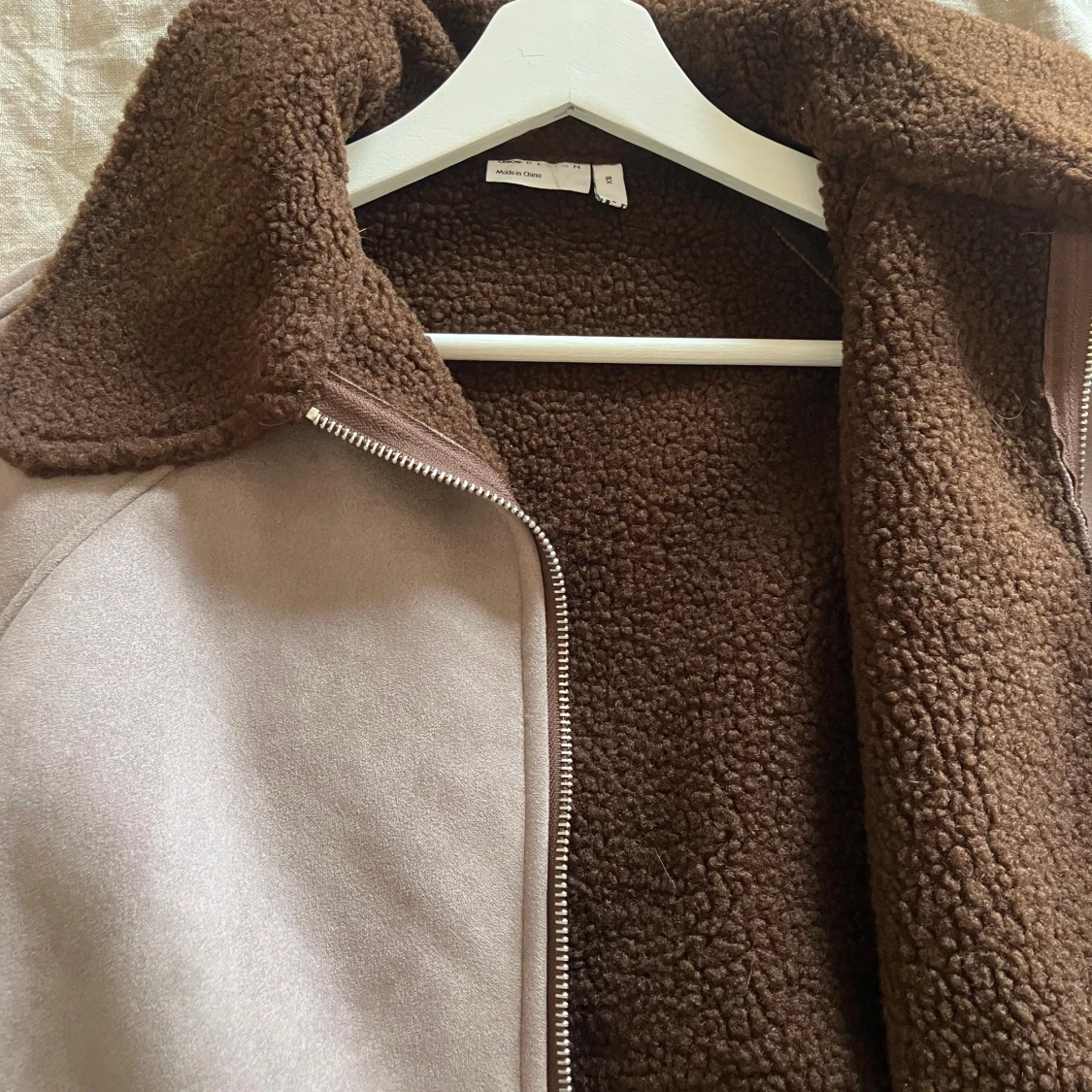 Jacka i mocka med teddykrage   - 3