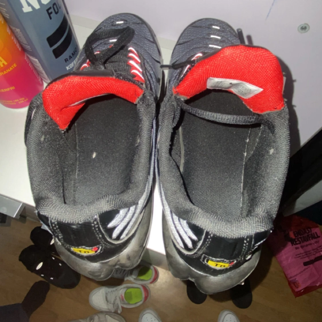 Nike Air Max Plus TN svart/röd/grå - 4