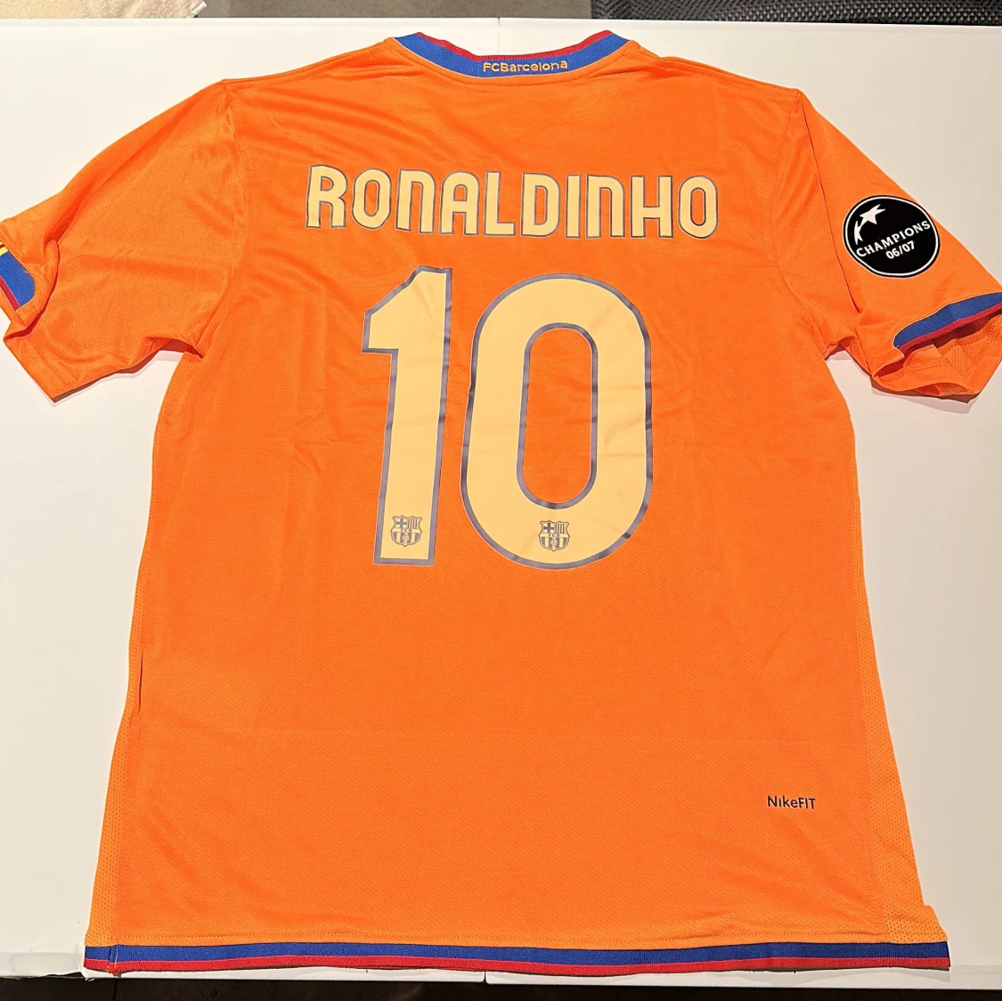FC Barcelona Ronaldinho 10 Nike tröja