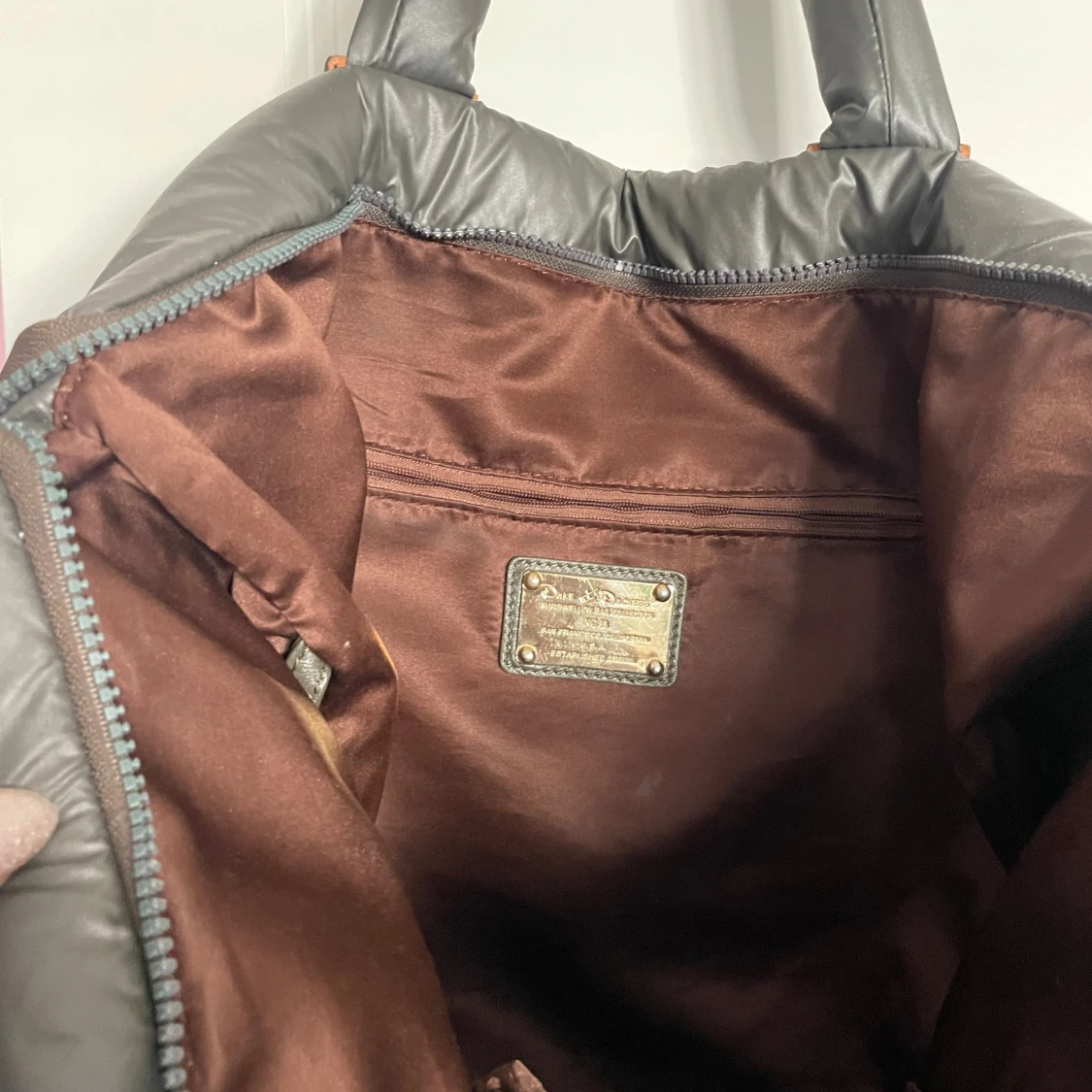 Stor svart axelväska Duke & Duchess - 2