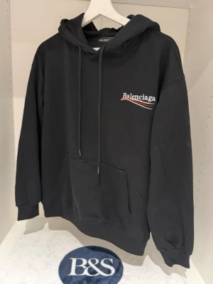 Balenciaga embroidery black hoodie -Unisex - Size S (true to size, not oversized). Bought on Vinted with item verification, verificated as 100% real and original. Please ask for receipt DM. Hoodie is both for men and women